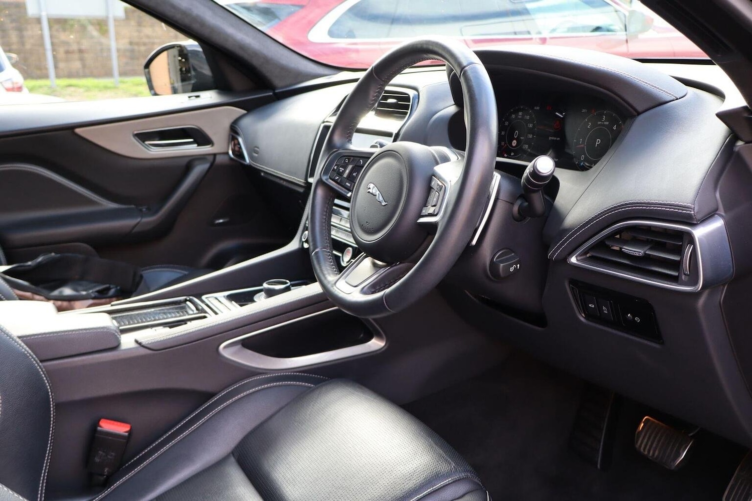 Used Jaguar F-Pace 2019 for sale - 76211771: Photo 83