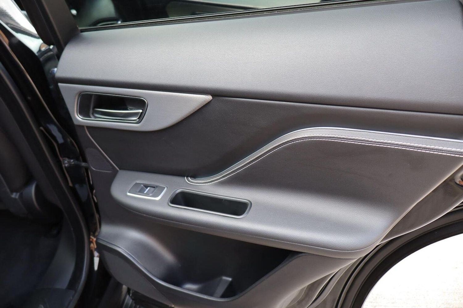 Used Jaguar F-Pace 2019 for sale - 76211771: Photo 88