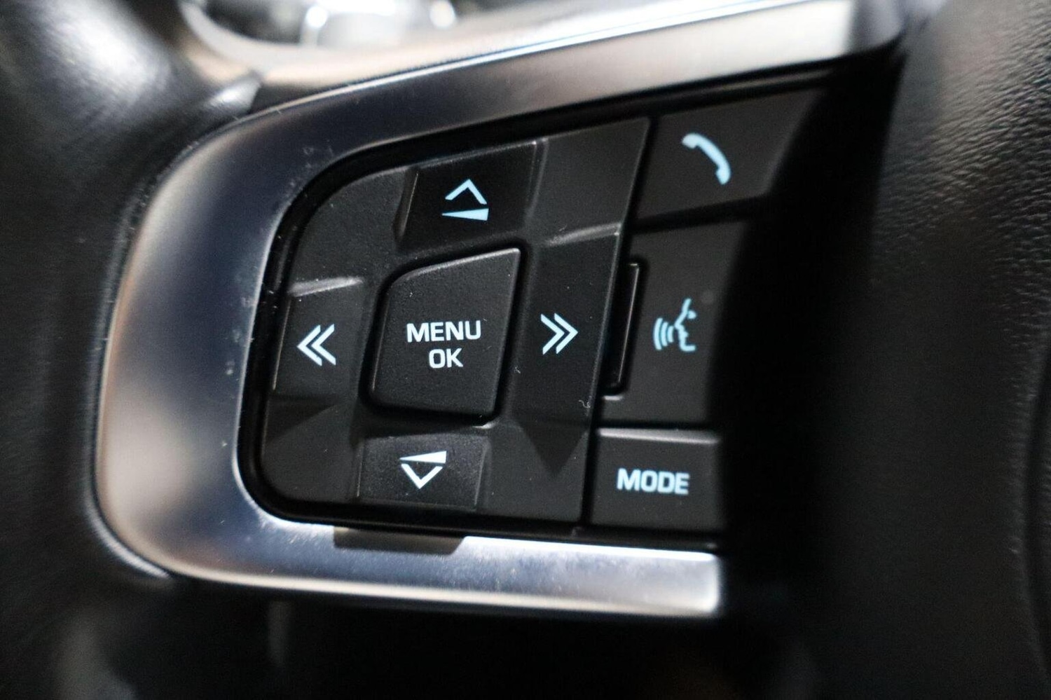 Used Jaguar F-Pace 2019 for sale - 76211771: Photo 9