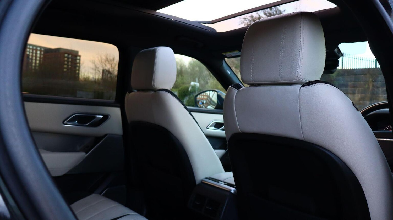 Used Land Rover Range Rover Velar 2018 for sale - 78060543: Photo 20