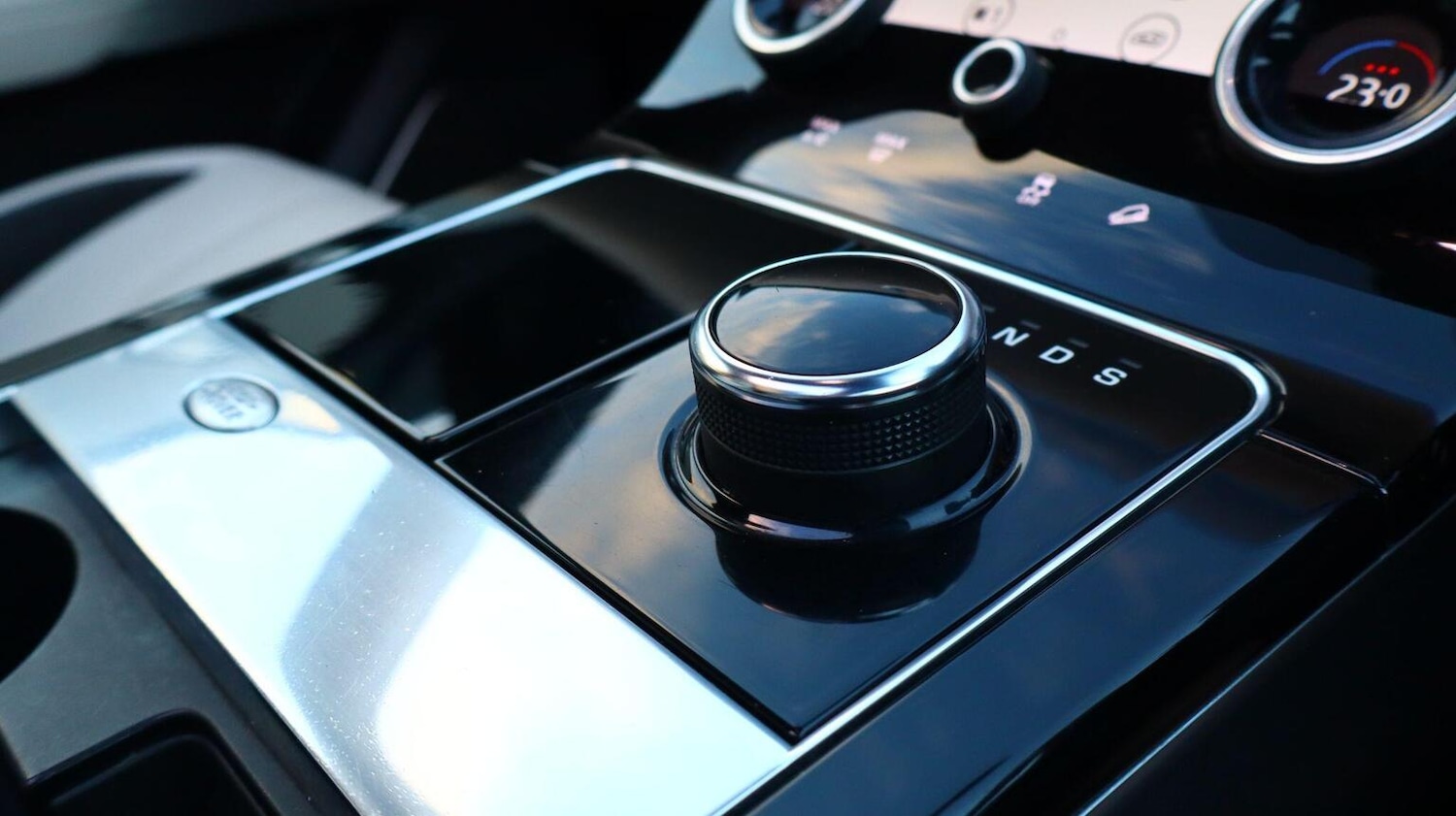 Used Land Rover Range Rover Velar 2018 for sale - 78060543: Photo 21