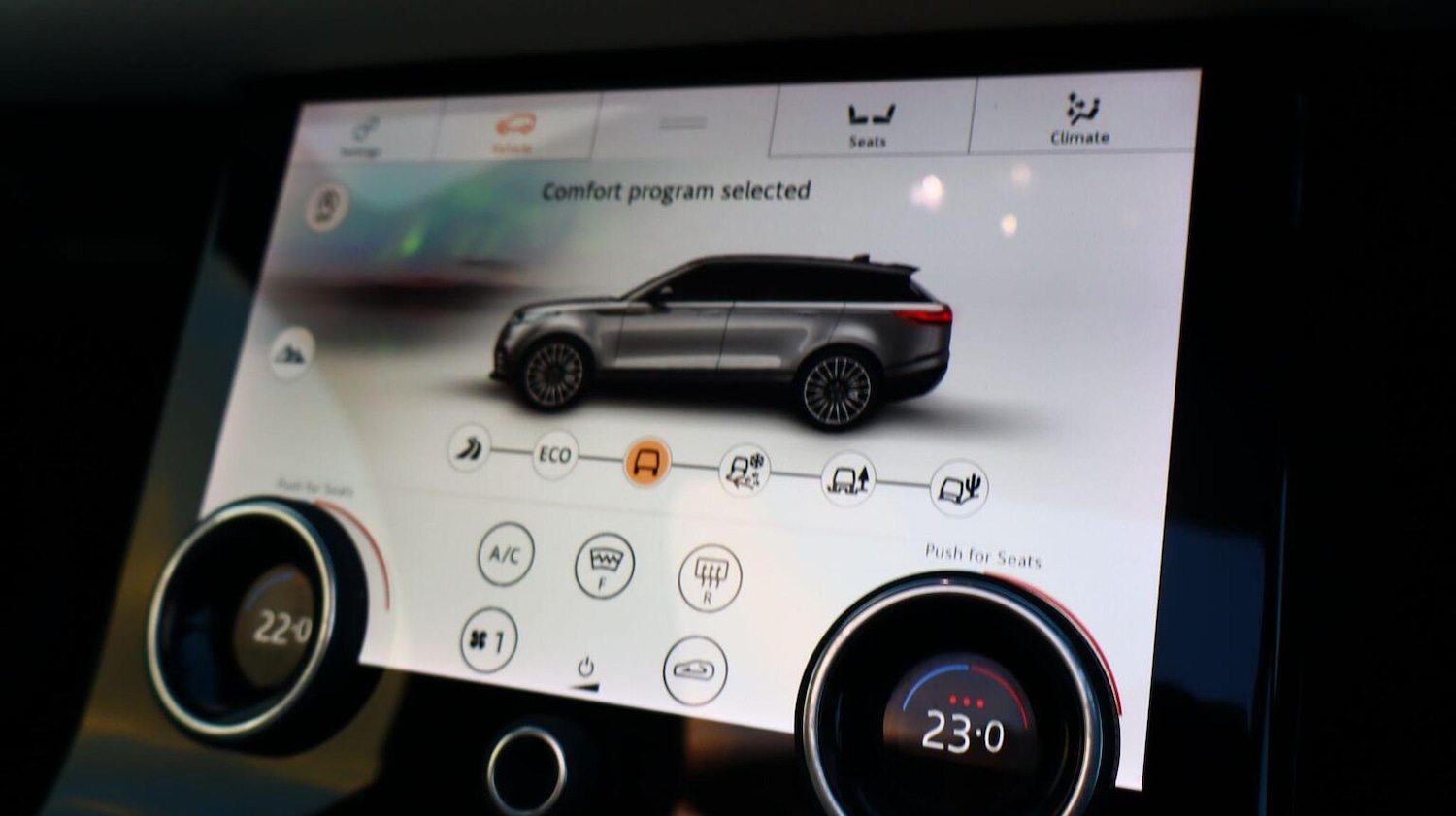 Used Land Rover Range Rover Velar 2018 for sale - 78060543: Photo 24