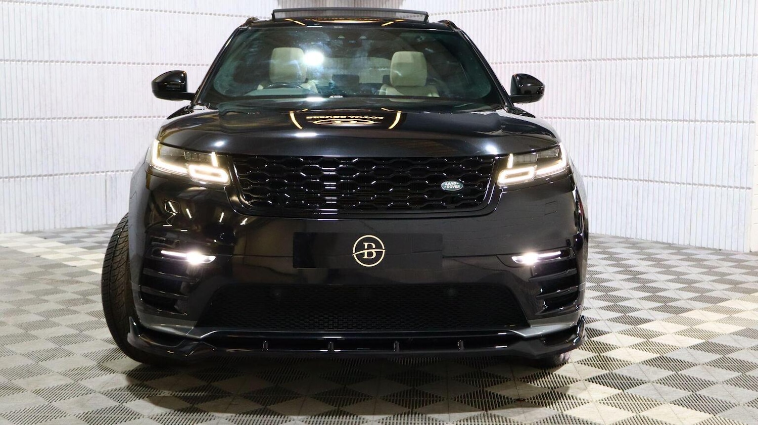 Used Land Rover Range Rover Velar 2018 for sale - 78060543: Photo 6