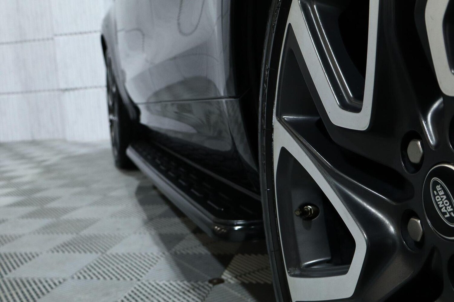 Used Land Rover Discovery 2019 for sale - 76897035: Photo 18