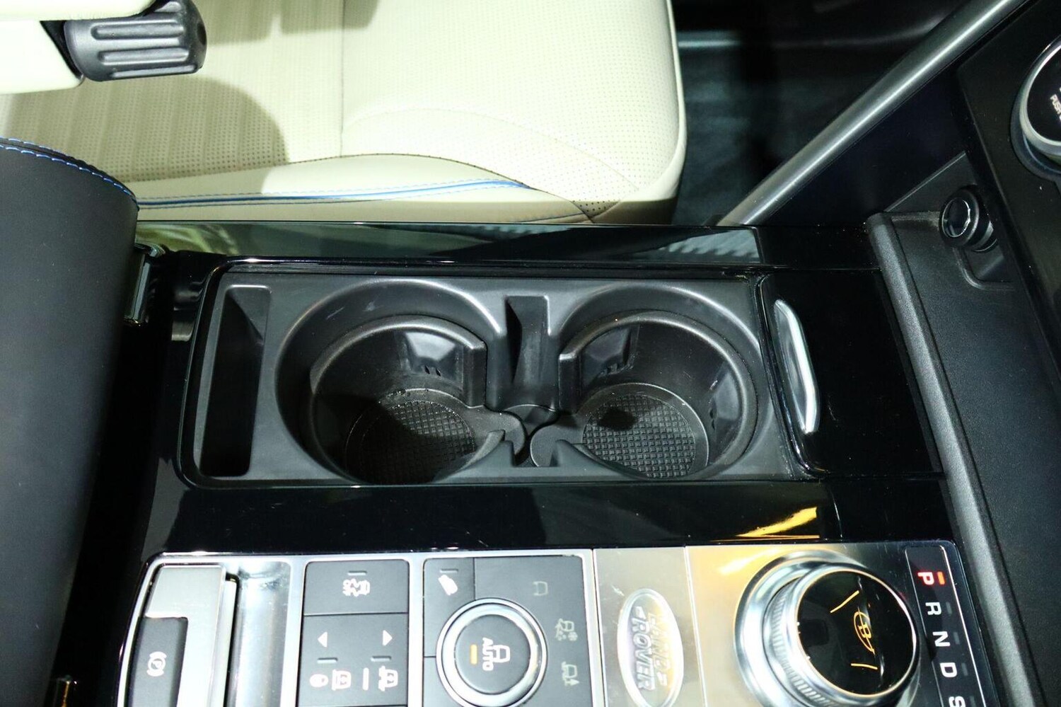 Used Land Rover Discovery 2019 for sale - 76897035: Photo 71