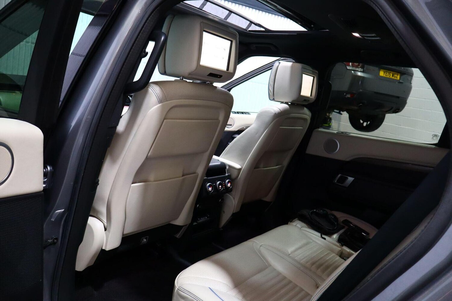 Used Land Rover Discovery 2019 for sale - 76897035: Photo 79