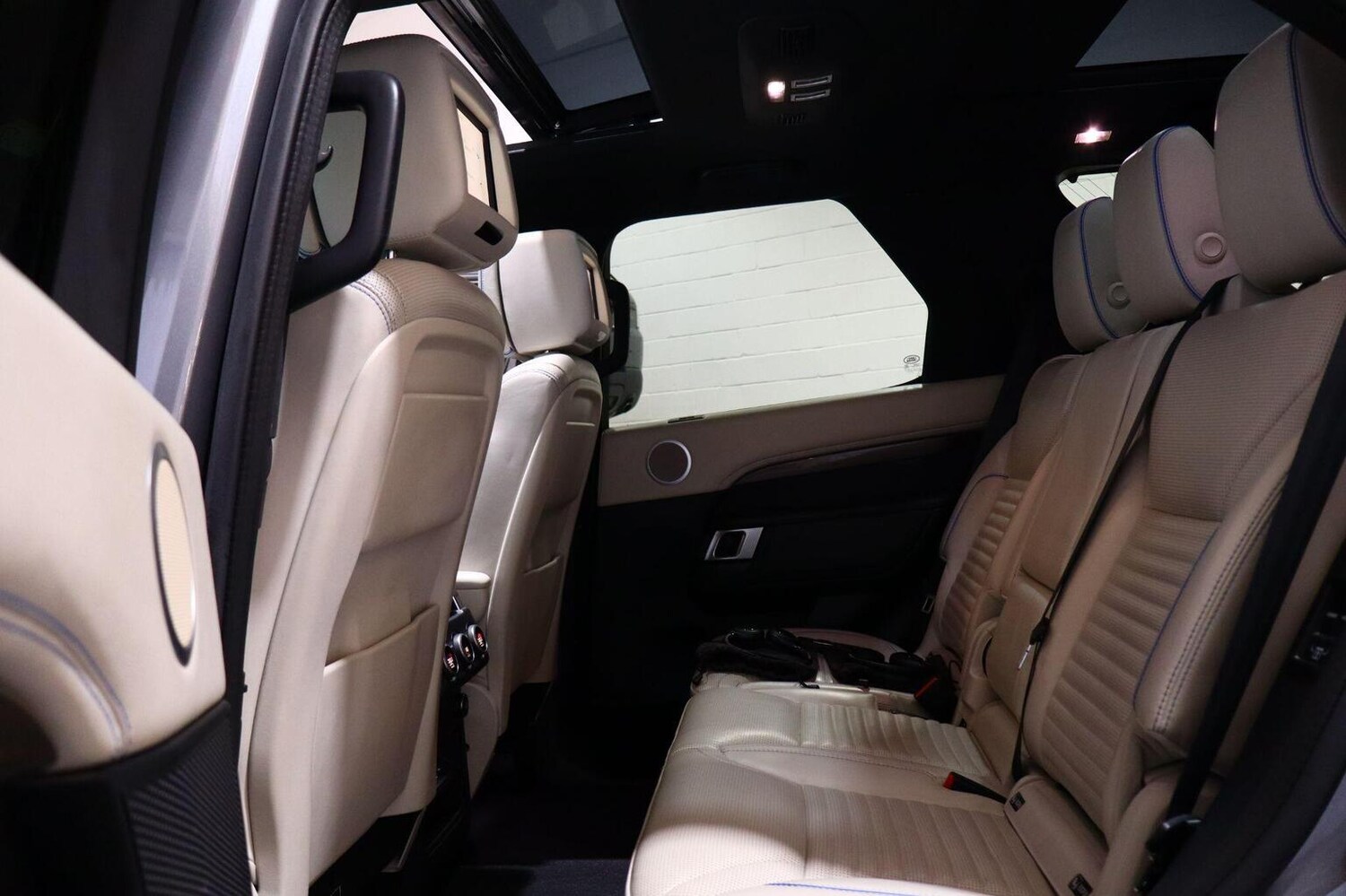 Used Land Rover Discovery 2019 for sale - 76897035: Photo 80