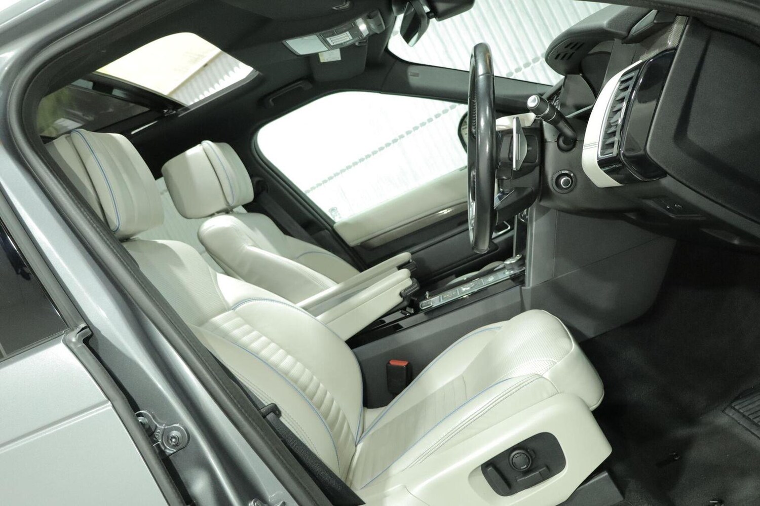 Used Land Rover Discovery 2019 for sale - 76897035: Photo 83