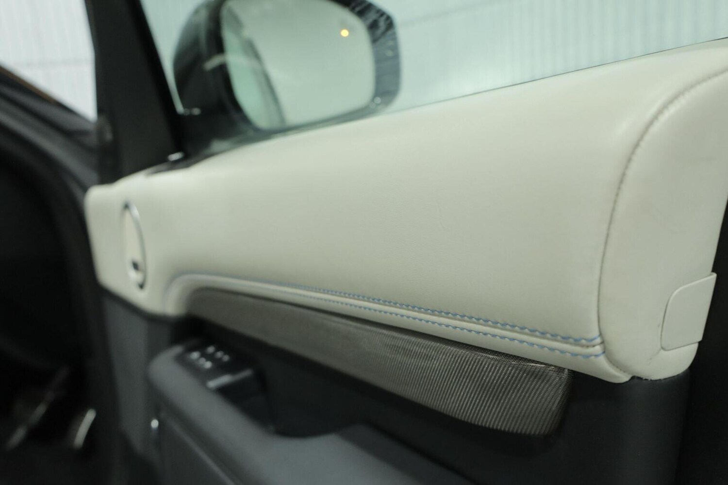 Used Land Rover Discovery 2019 for sale - 76897035: Photo 84