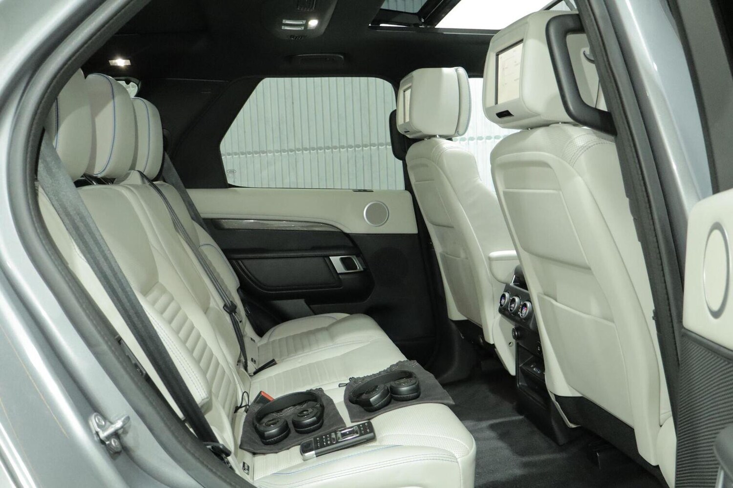 Used Land Rover Discovery 2019 for sale - 76897035: Photo 87