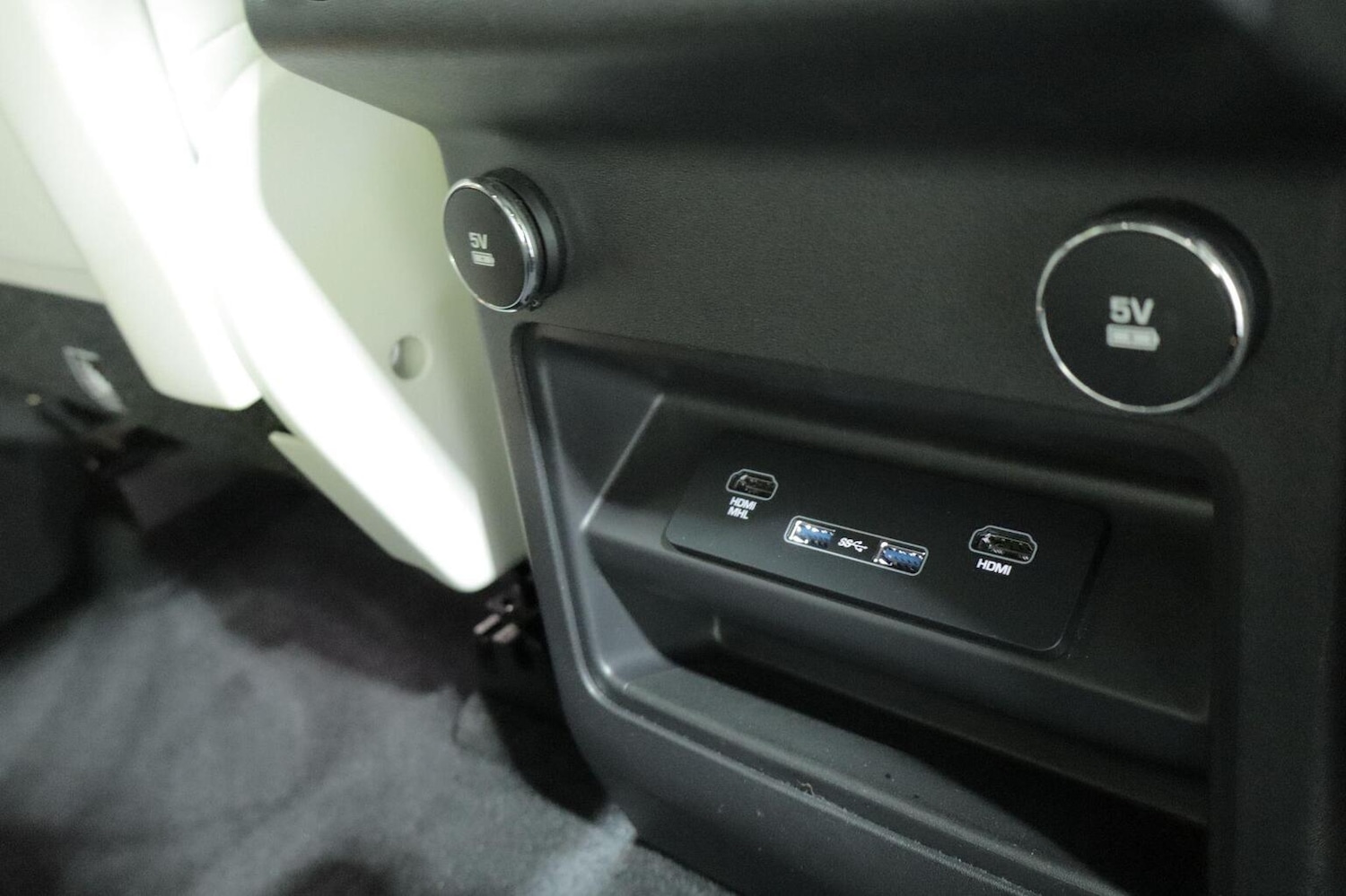 Used Land Rover Discovery 2019 for sale - 76897035: Photo 91