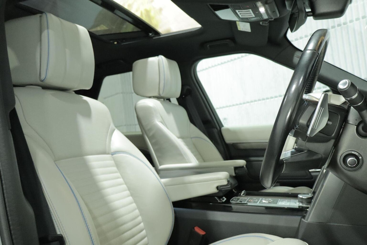 Used Land Rover Discovery 2019 for sale - 76897035: Photo 92