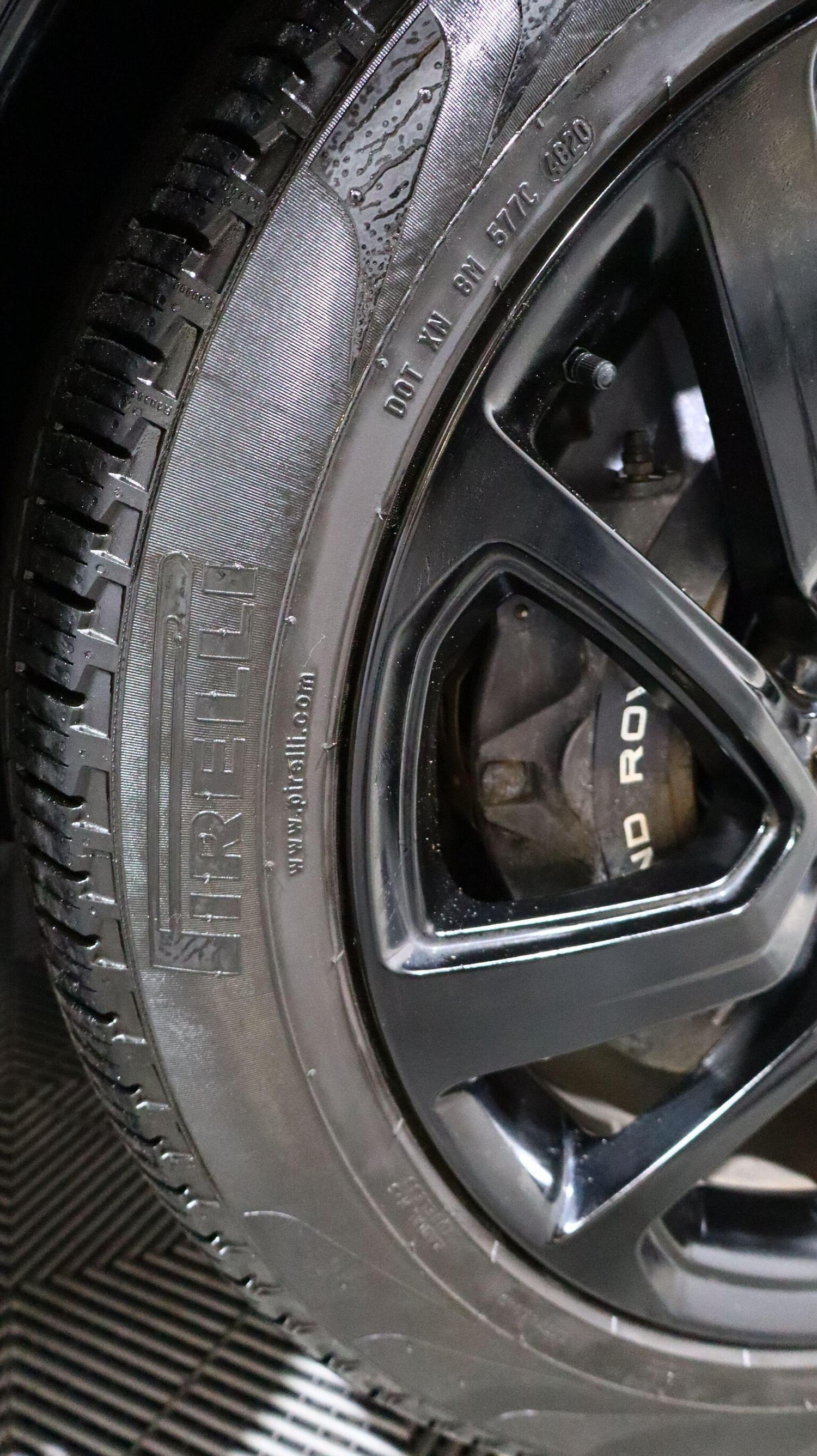 Used Land Rover Discovery 2019 for sale - 77844935: Photo 31