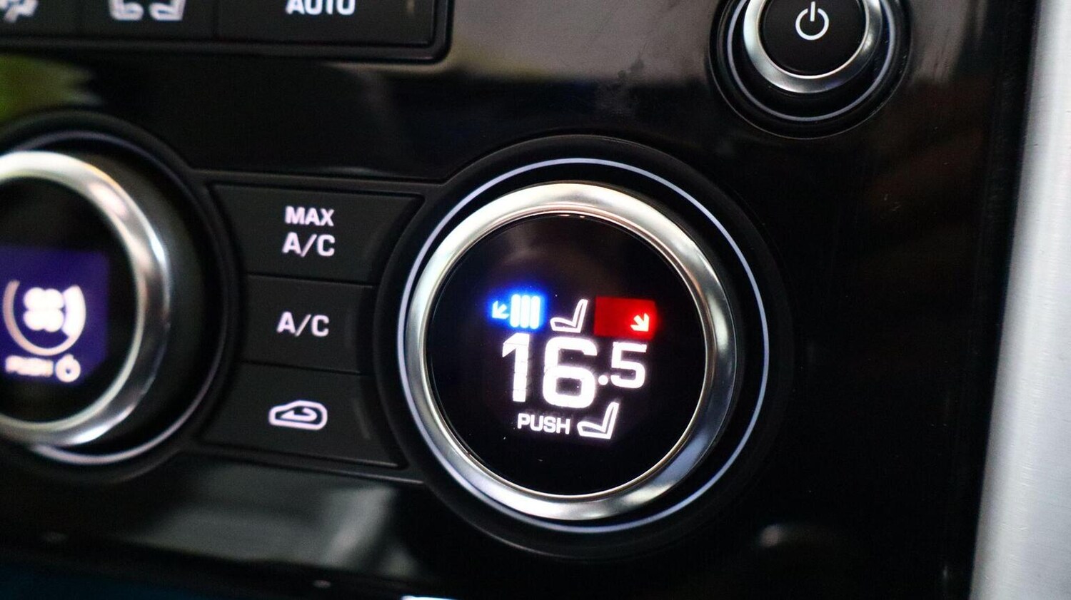 Used Land Rover Discovery 2019 for sale - 77844935: Photo 81