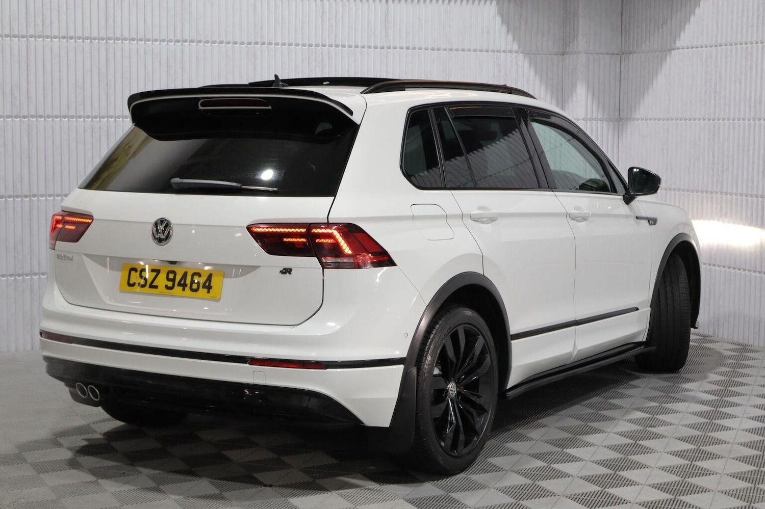 Used Volkswagen Tiguan 2019 for sale - 77342572: Photo 5