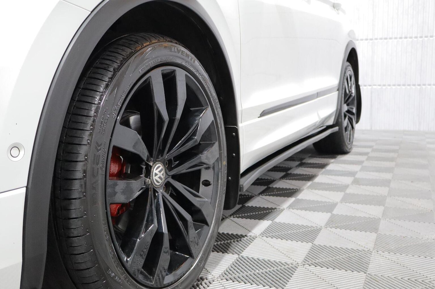 Used Volkswagen Tiguan 2019 for sale - 77342572: Photo 58