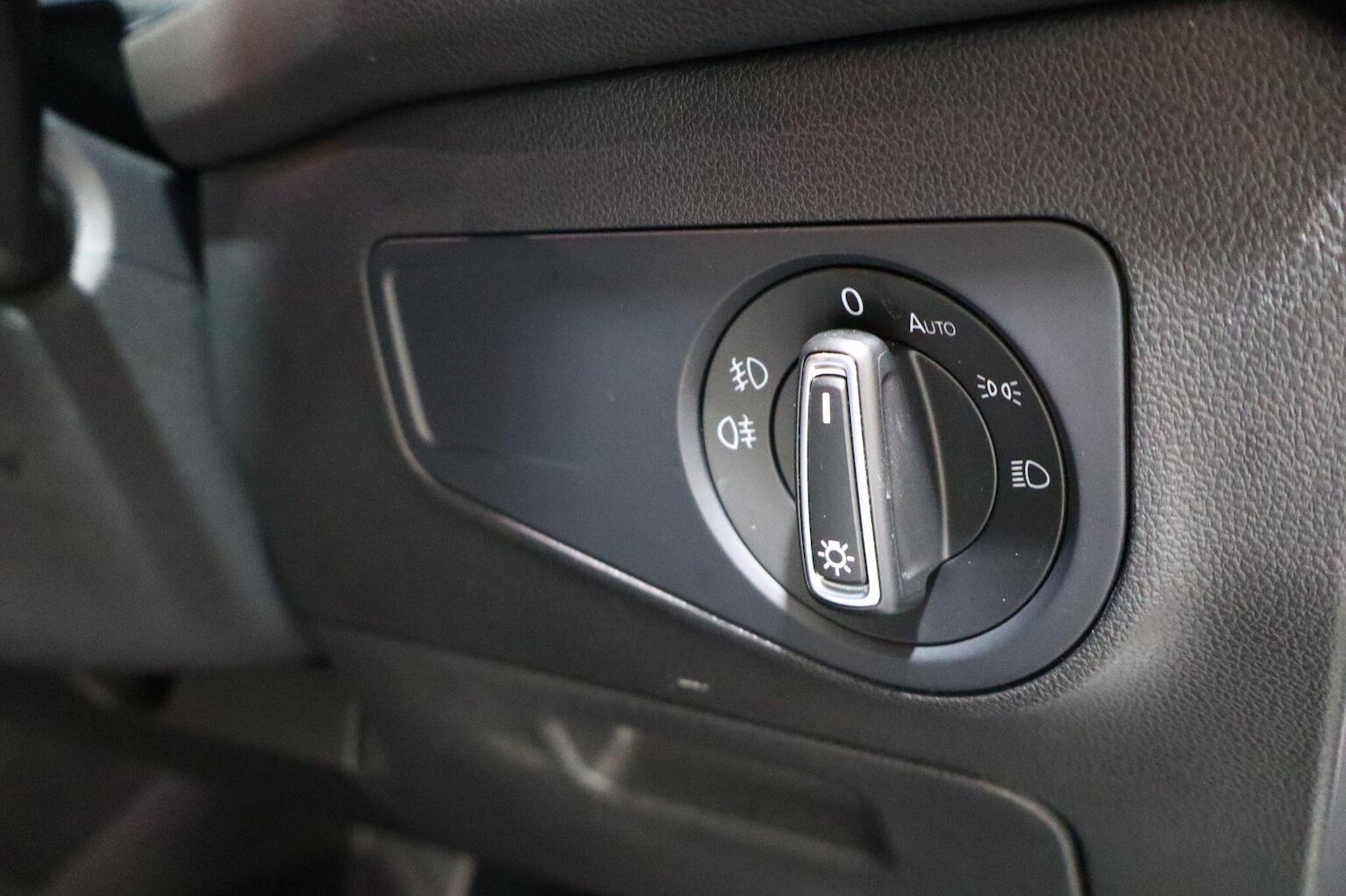 Used Volkswagen Tiguan 2019 for sale - 77342572: Photo 76