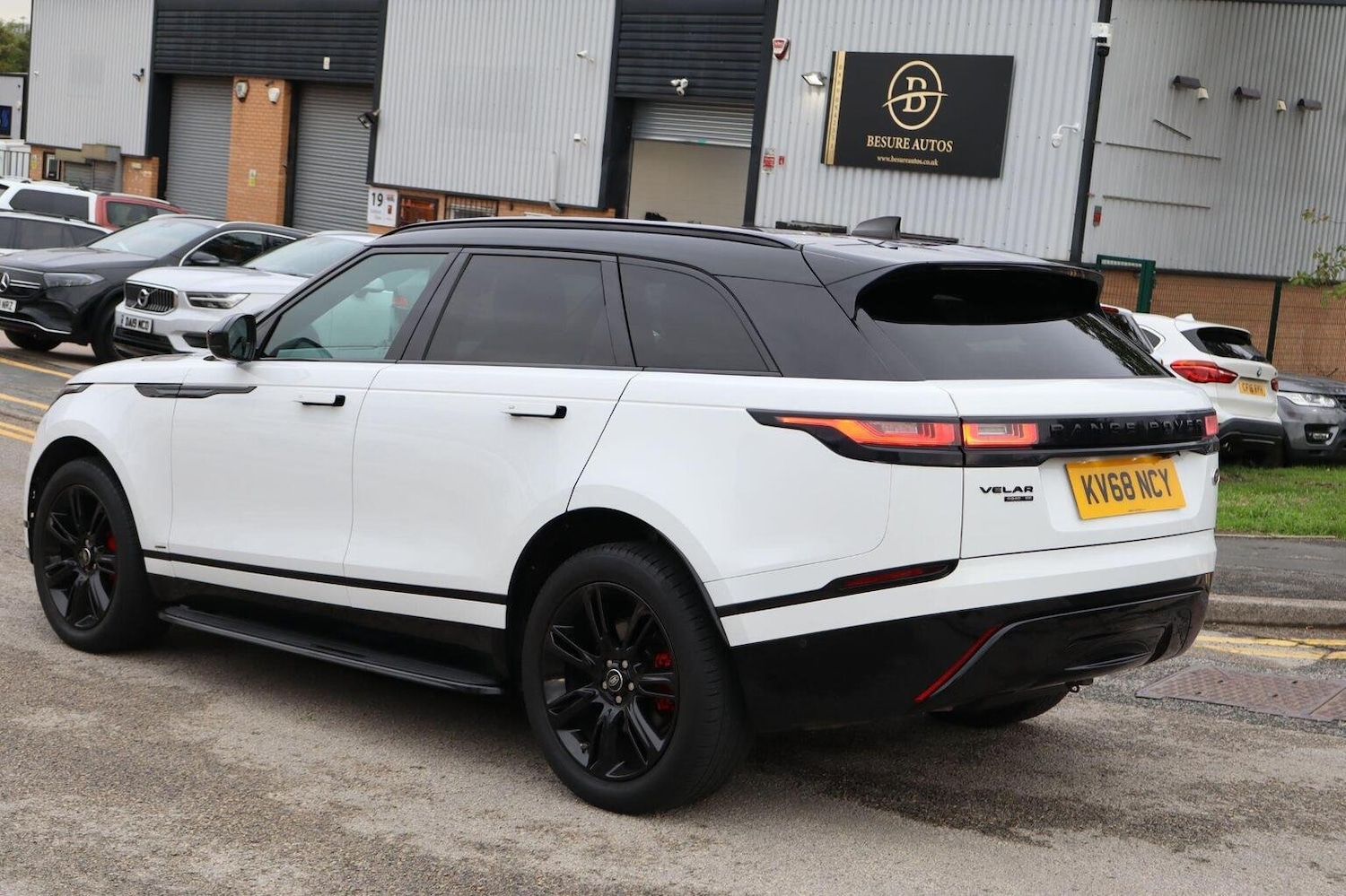 Used Land Rover Range Rover Velar 2018 for sale - 76211793: Photo 10