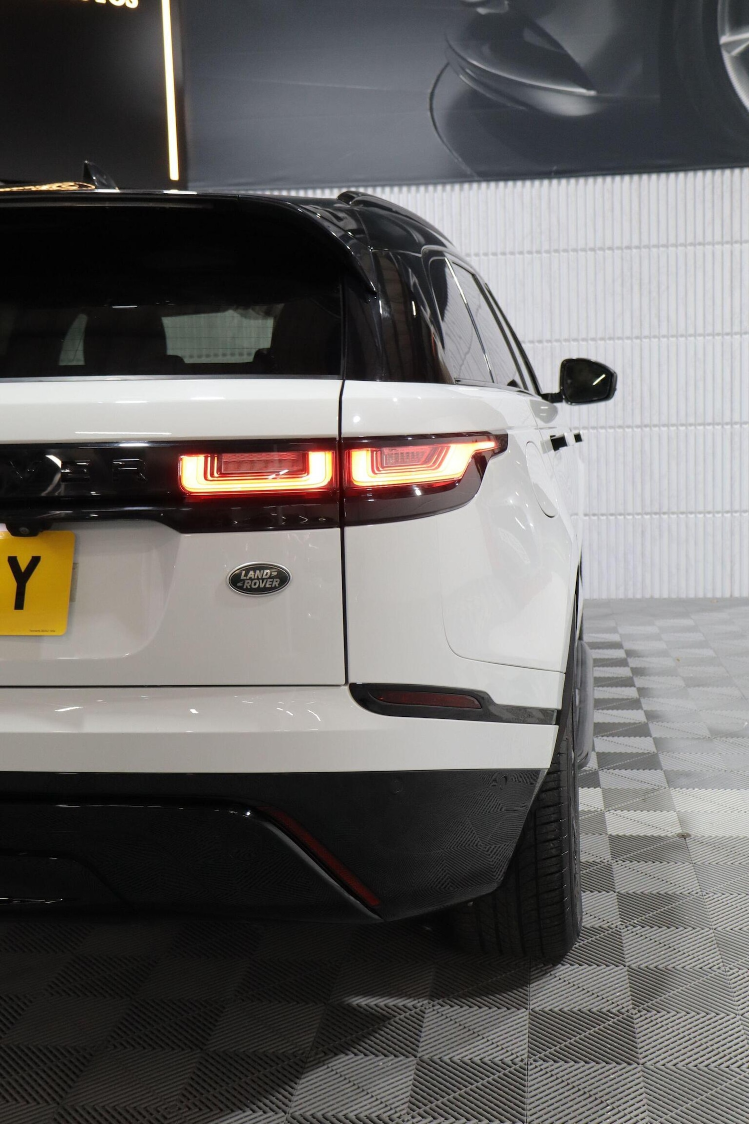 Used Land Rover Range Rover Velar 2018 for sale - 76211793: Photo 29