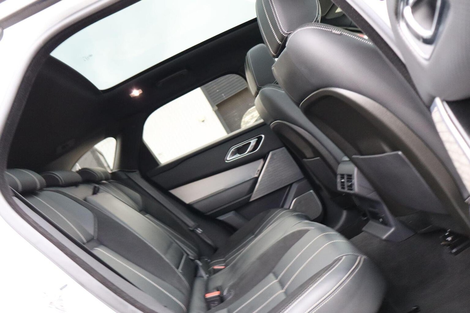 Used Land Rover Range Rover Velar 2018 for sale - 76211793: Photo 42