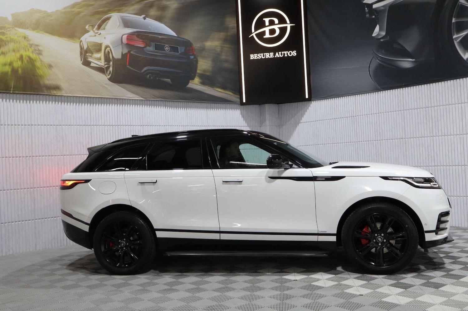 Used Land Rover Range Rover Velar 2018 for sale - 76211793: Photo 5