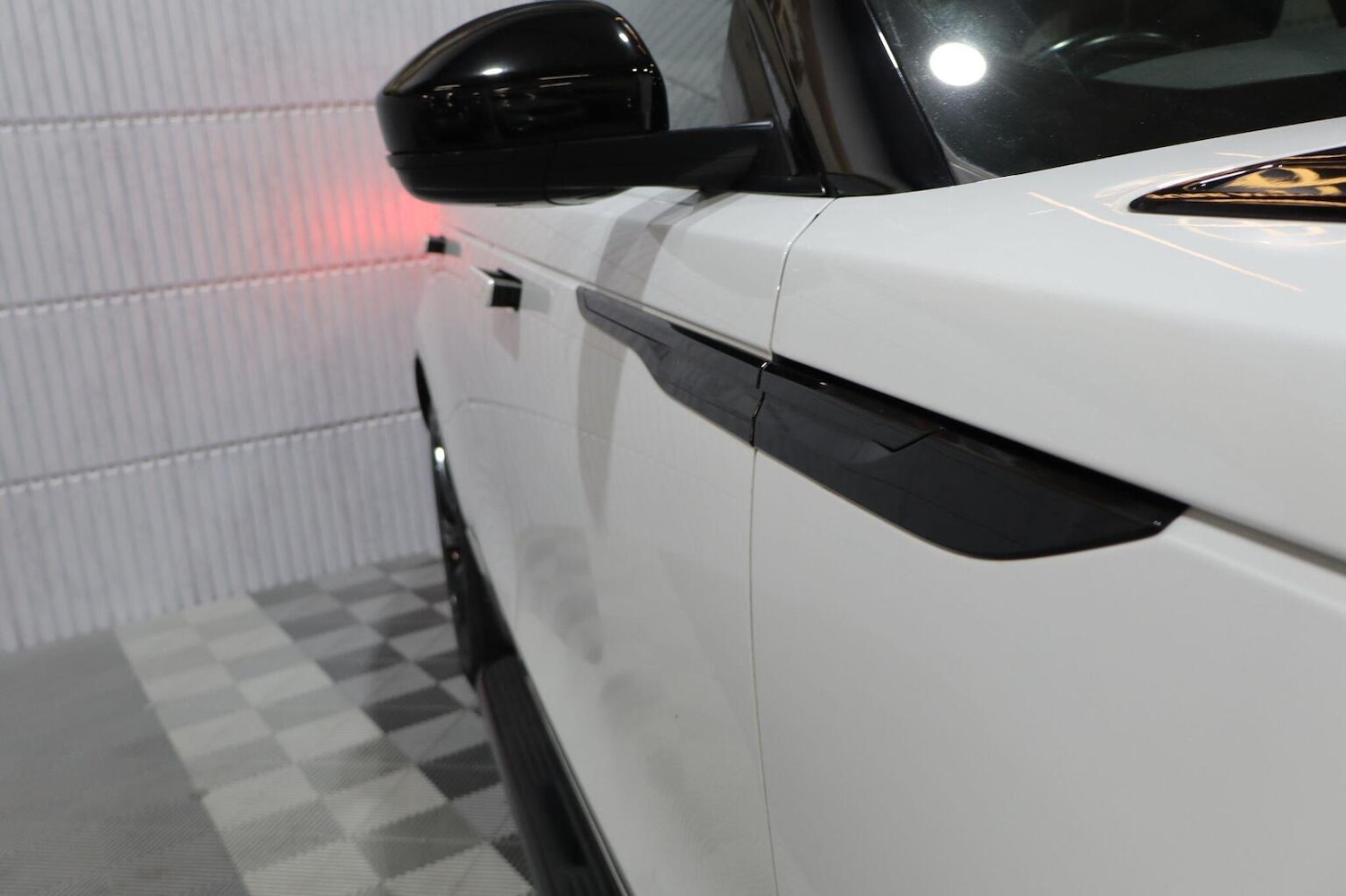 Used Land Rover Range Rover Velar 2018 for sale - 76211793: Photo 76