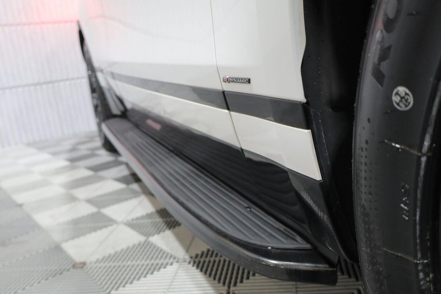 Used Land Rover Range Rover Velar 2018 for sale - 76211793: Photo 91