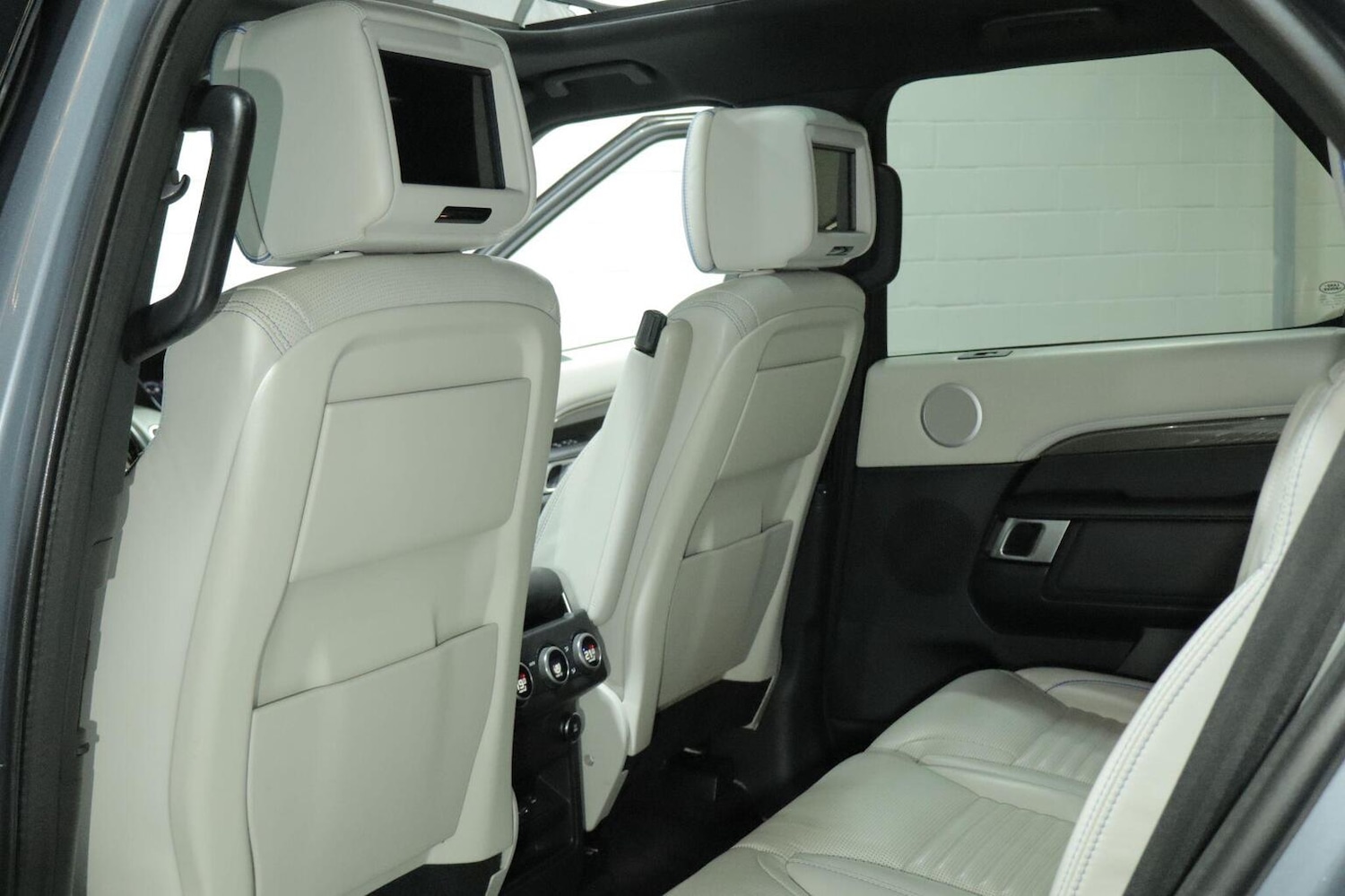 Used Land Rover Discovery 2019 for sale - 76741285: Photo 53