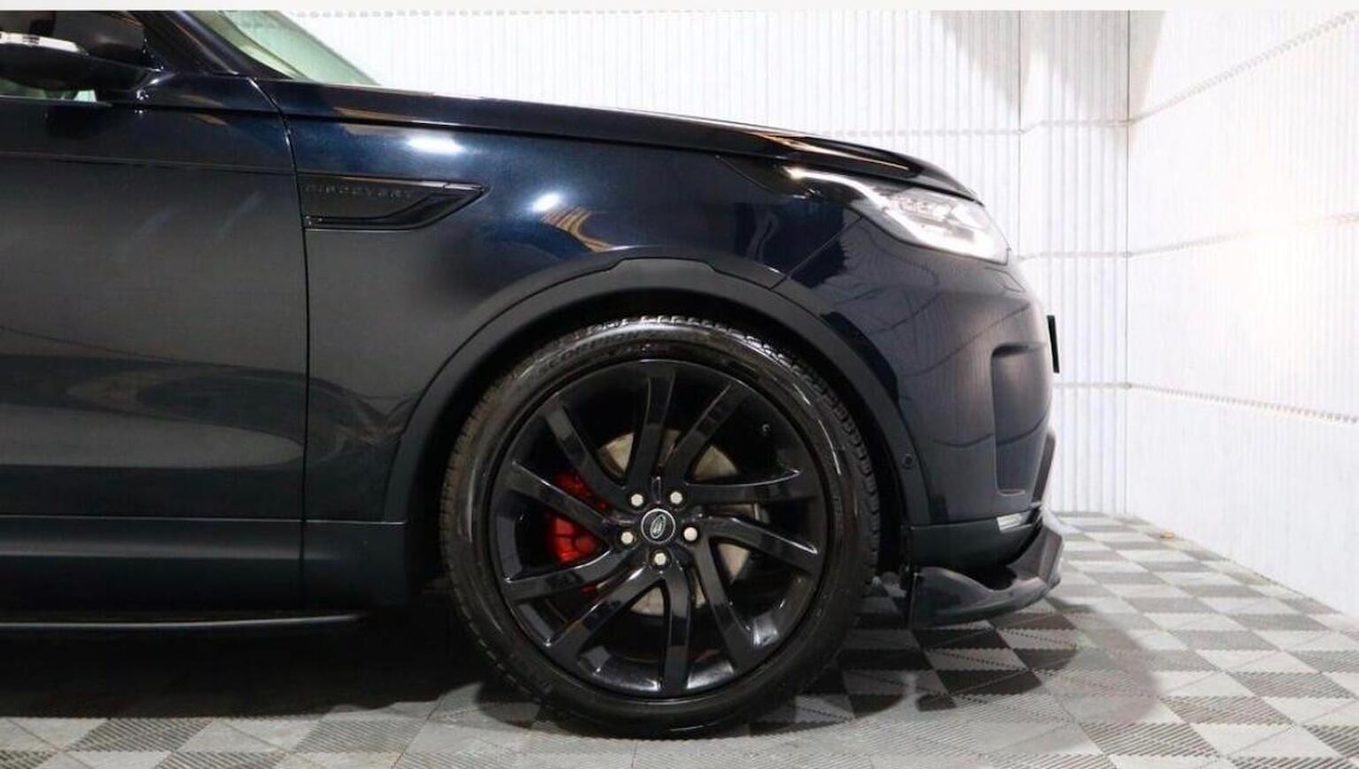 Used Land Rover Discovery 2017 for sale - 78018307: Photo 16