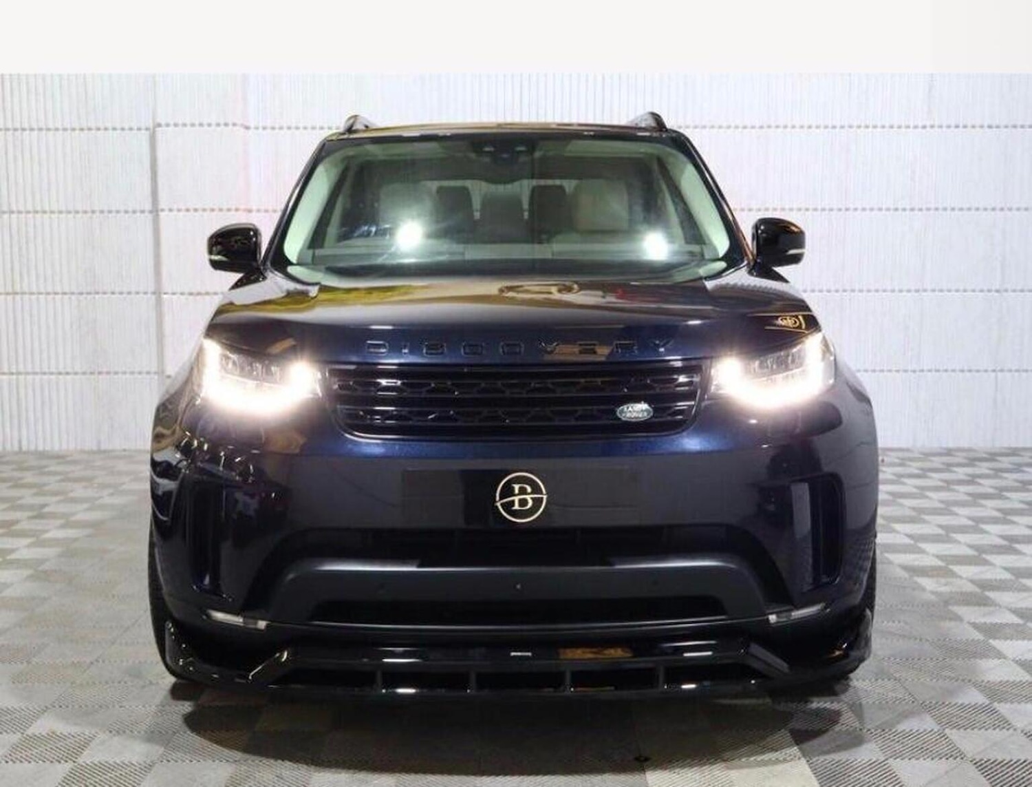 Used Land Rover Discovery 2017 for sale - 78018307: Photo 7