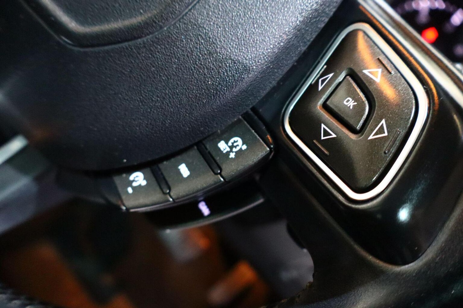 Used Land Rover Range Rover Evoque 2012 for sale - 76483004: Photo 11