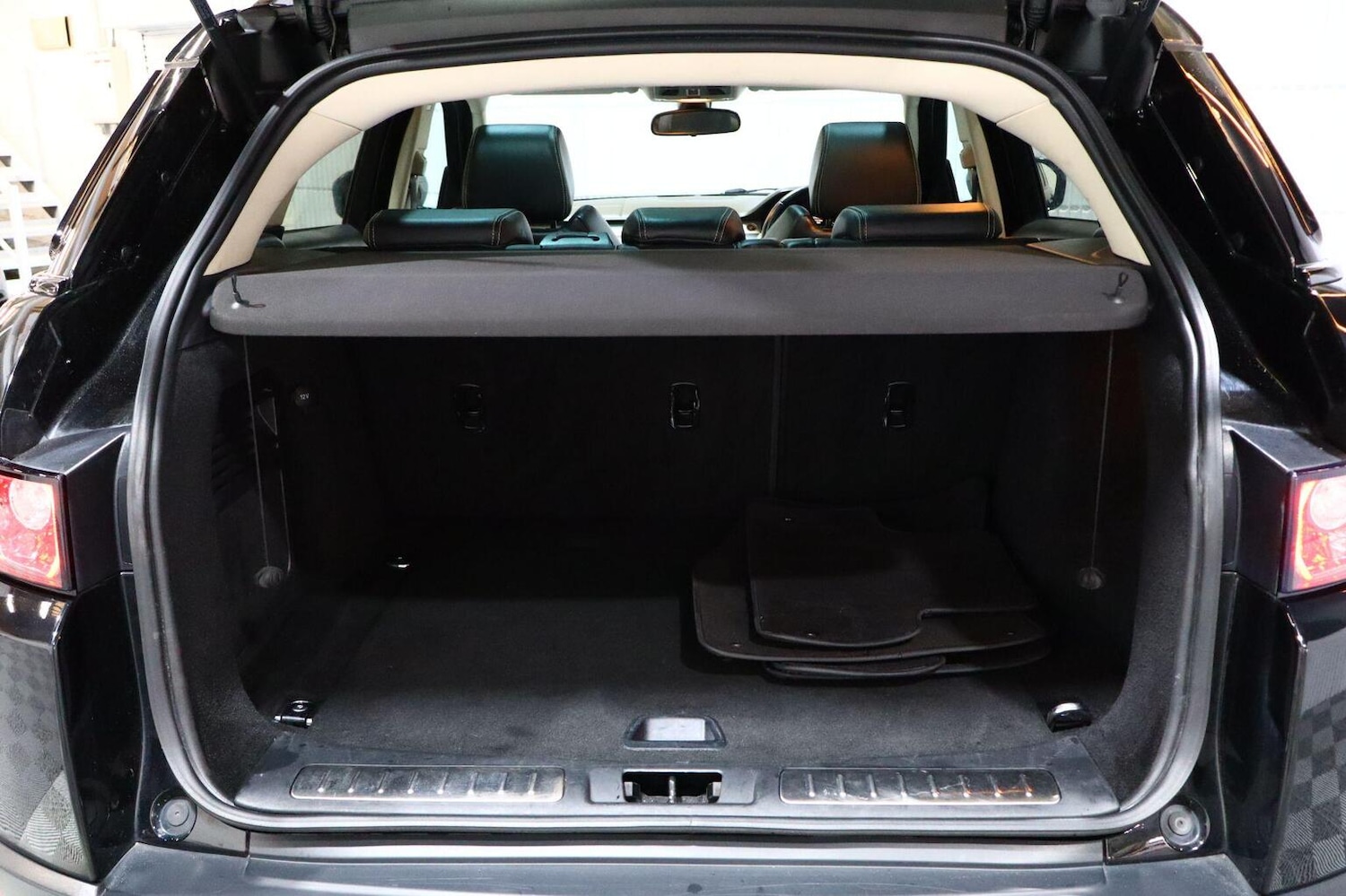 Used Land Rover Range Rover Evoque 2012 for sale - 76483004: Photo 67