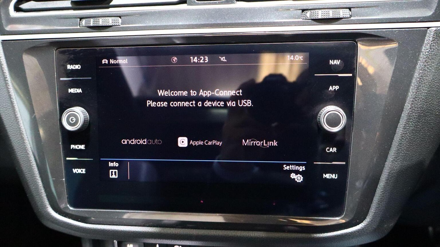 Used Volkswagen Tiguan 2020 for sale - 77766511: Photo 20