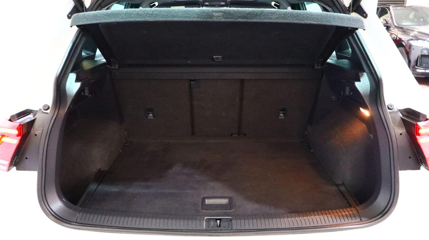 Used Volkswagen Tiguan 2020 for sale - 77766511: Photo 58