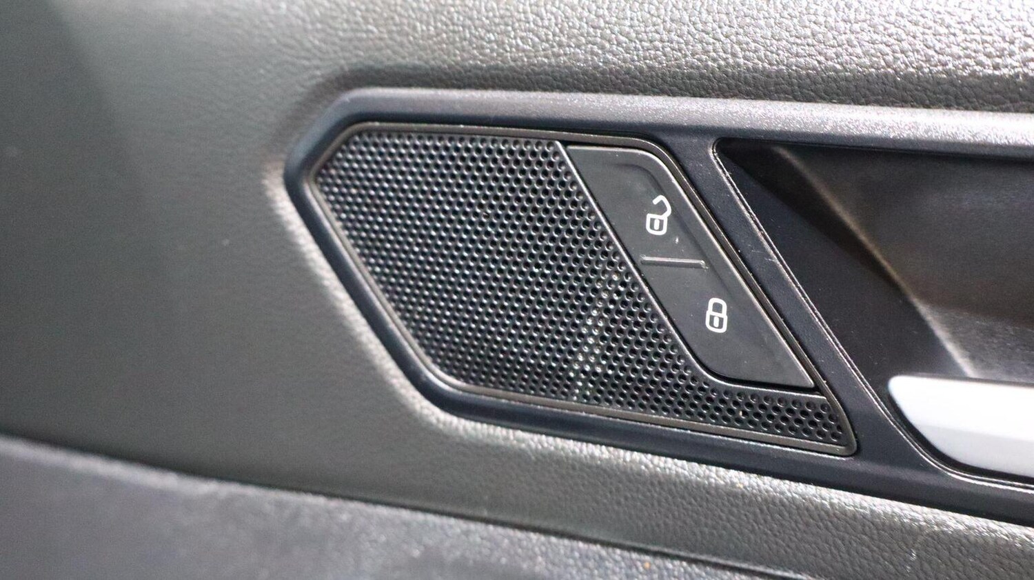 Used Volkswagen Tiguan 2020 for sale - 77766511: Photo 67