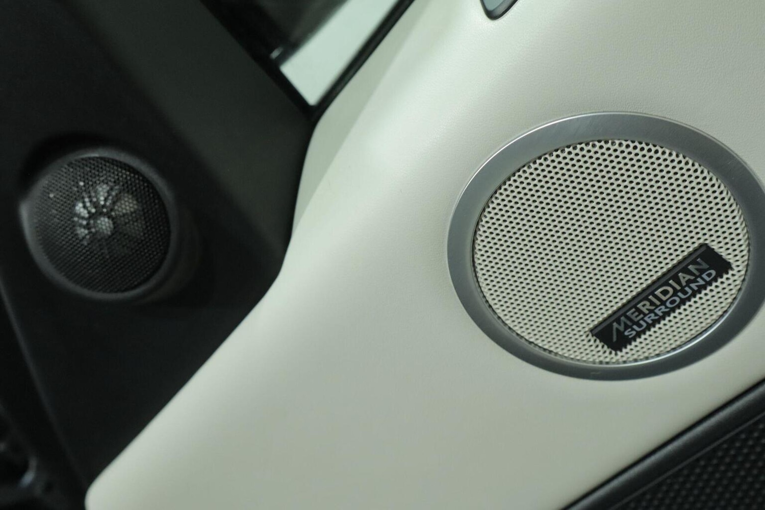 Used Land Rover Discovery 2020 for sale - 76769938: Photo 11