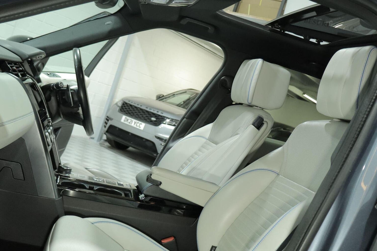 Used Land Rover Discovery 2020 for sale - 76769938: Photo 71