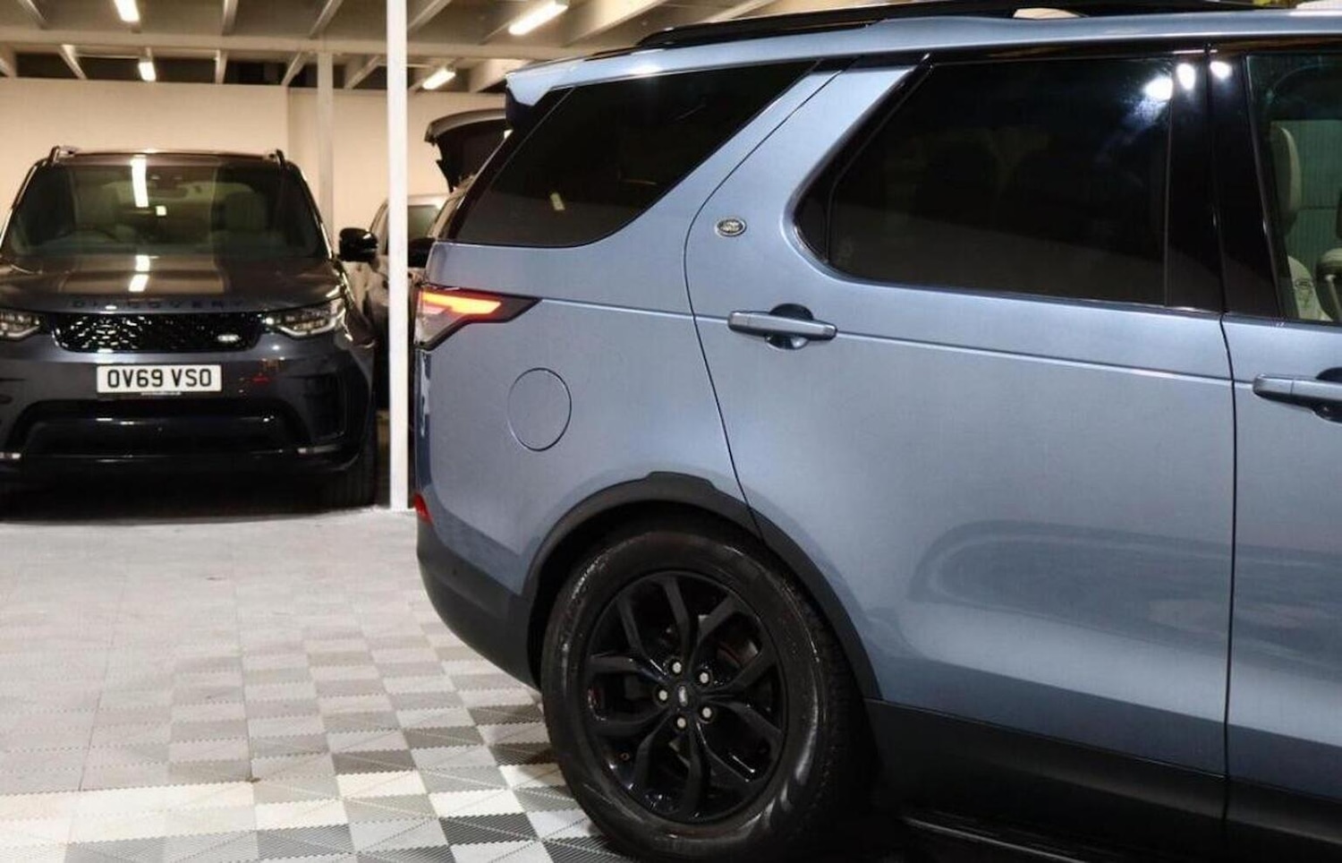 Used Land Rover Discovery 2019 for sale - 76884871: Photo 11