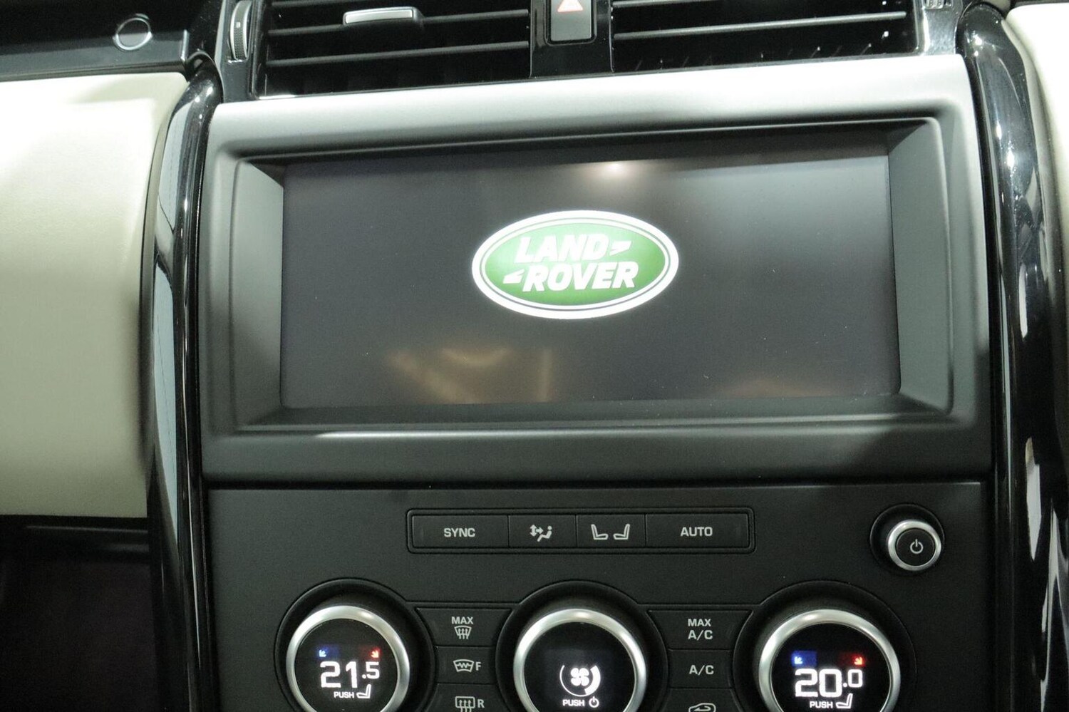 Used Land Rover Discovery 2019 for sale - 76884871: Photo 20