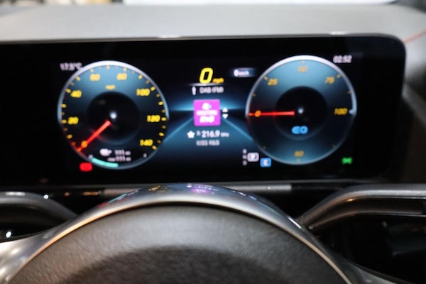 Used Mercedes-Benz EQA 2022 for sale - 76218794: Photo 10