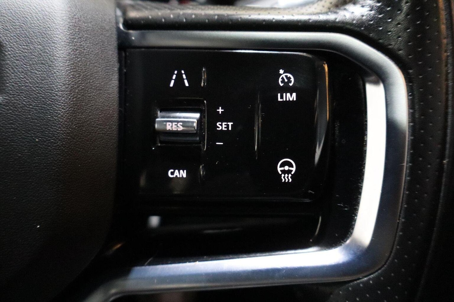 Used Land Rover Range Rover Velar 2021 for sale - 76211743: Photo 11