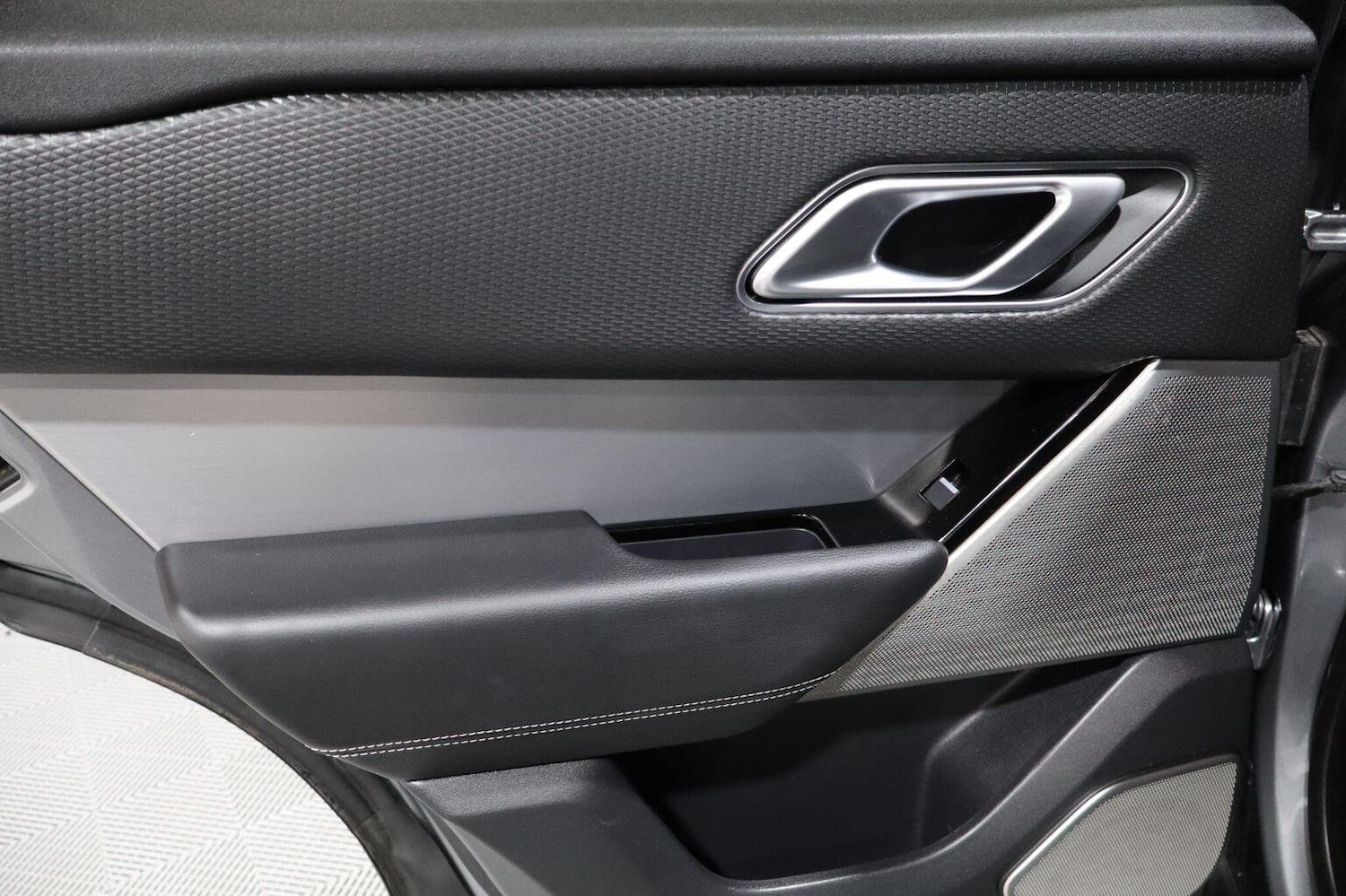 Used Land Rover Range Rover Velar 2021 for sale - 76211743: Photo 38