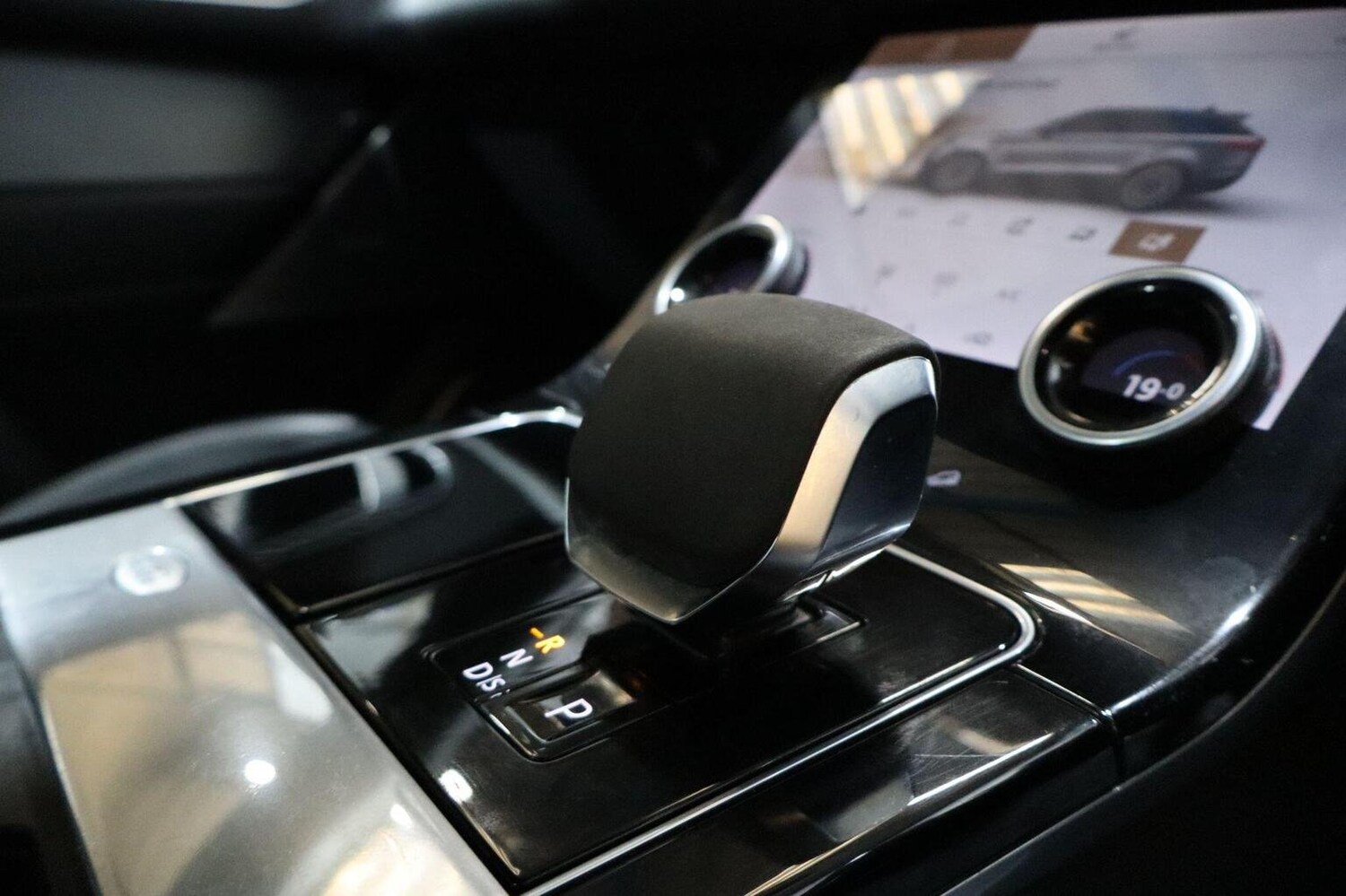 Used Land Rover Range Rover Velar 2021 for sale - 76211743: Photo 46