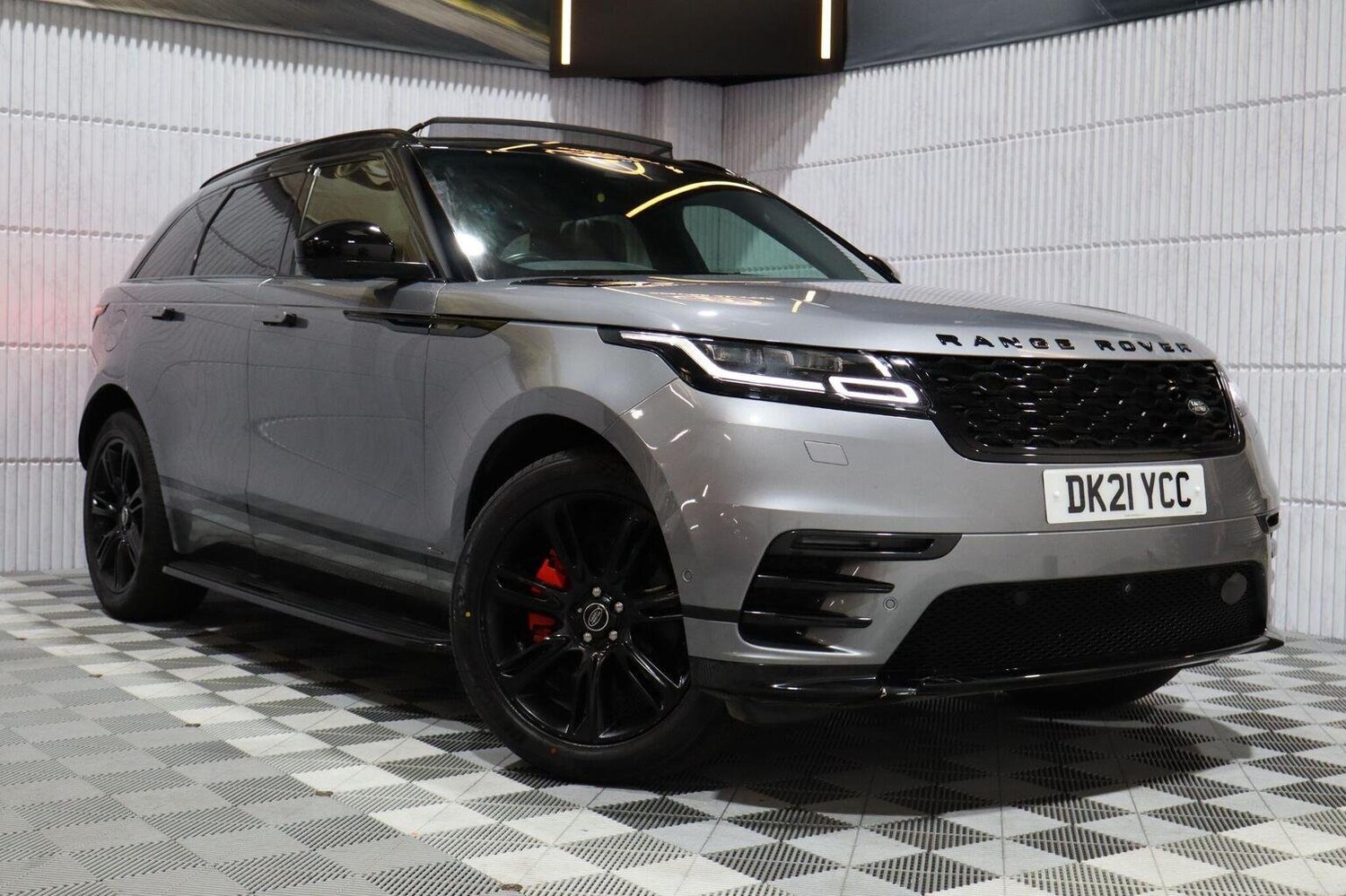 Used Land Rover Range Rover Velar 2021 for sale - 76211743: Photo 61