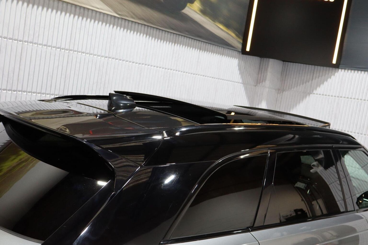 Used Land Rover Range Rover Velar 2021 for sale - 76211743: Photo 73