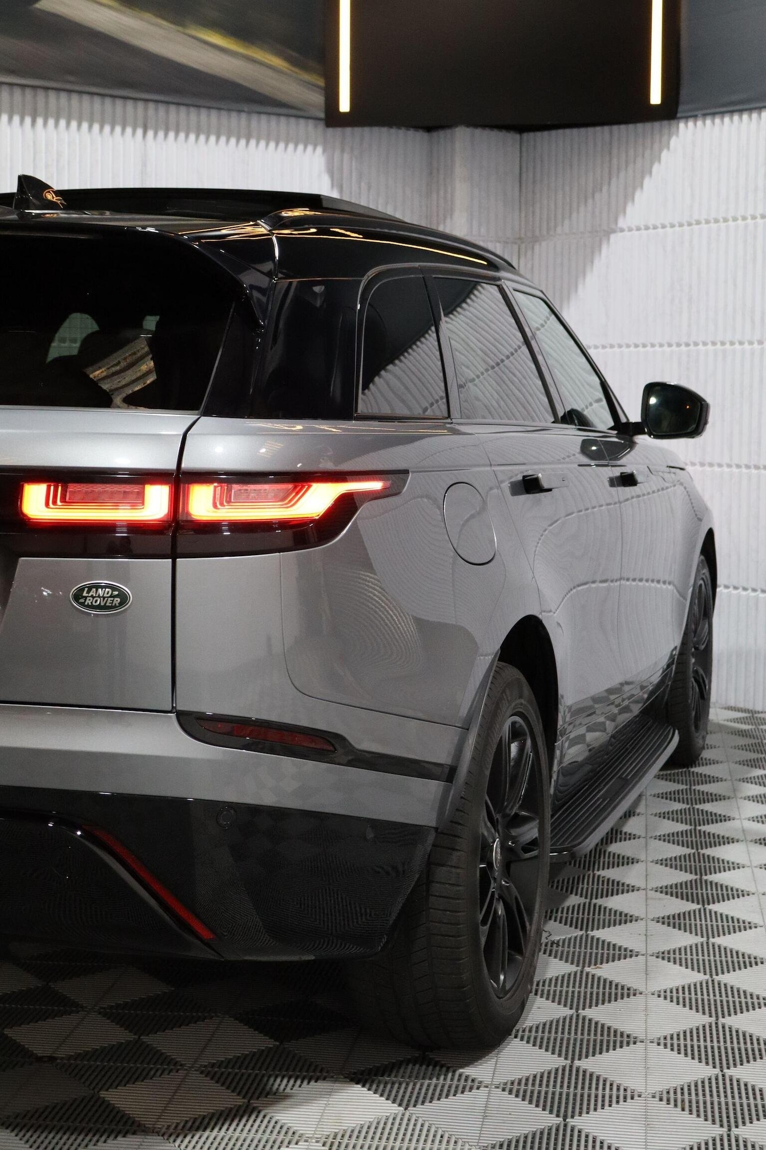 Used Land Rover Range Rover Velar 2021 for sale - 76211743: Photo 77