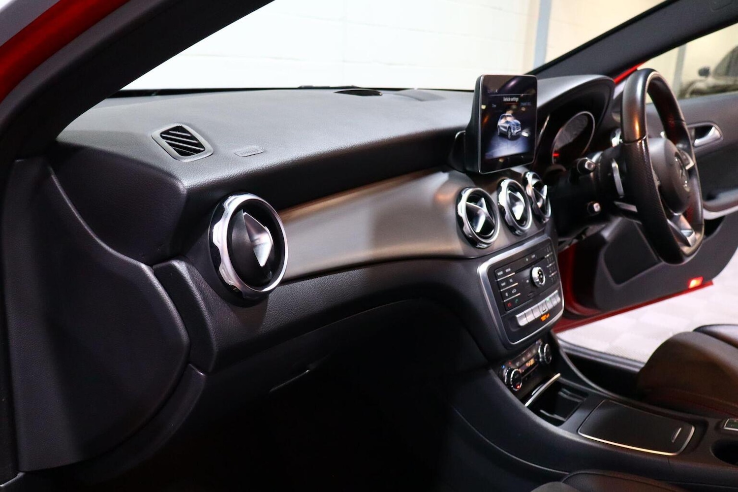 Used Mercedes-Benz GLA 2018 for sale - 77277369: Photo 8