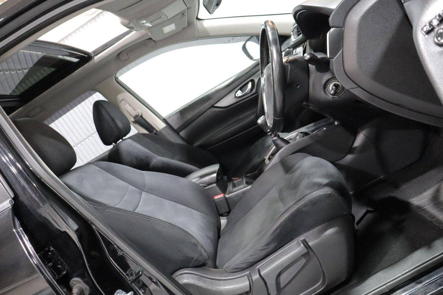 Used Nissan X-Trail 2016 for sale - 76510956: Photo 3