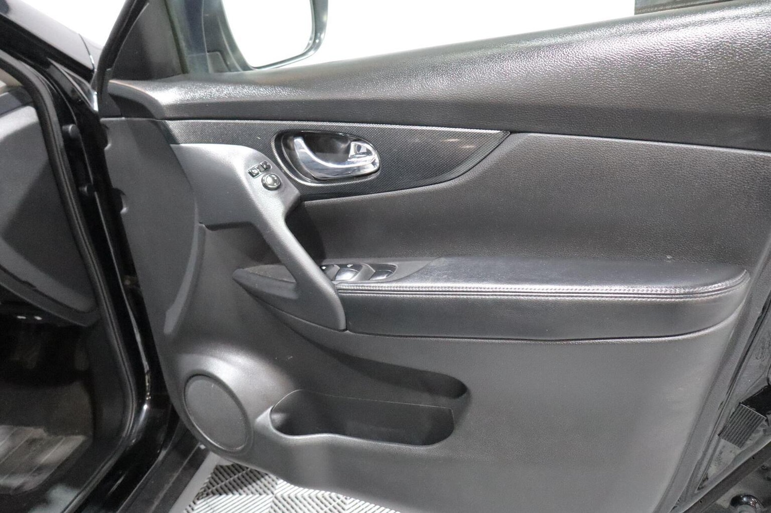 Used Nissan X-Trail 2016 for sale - 76510956: Photo 34