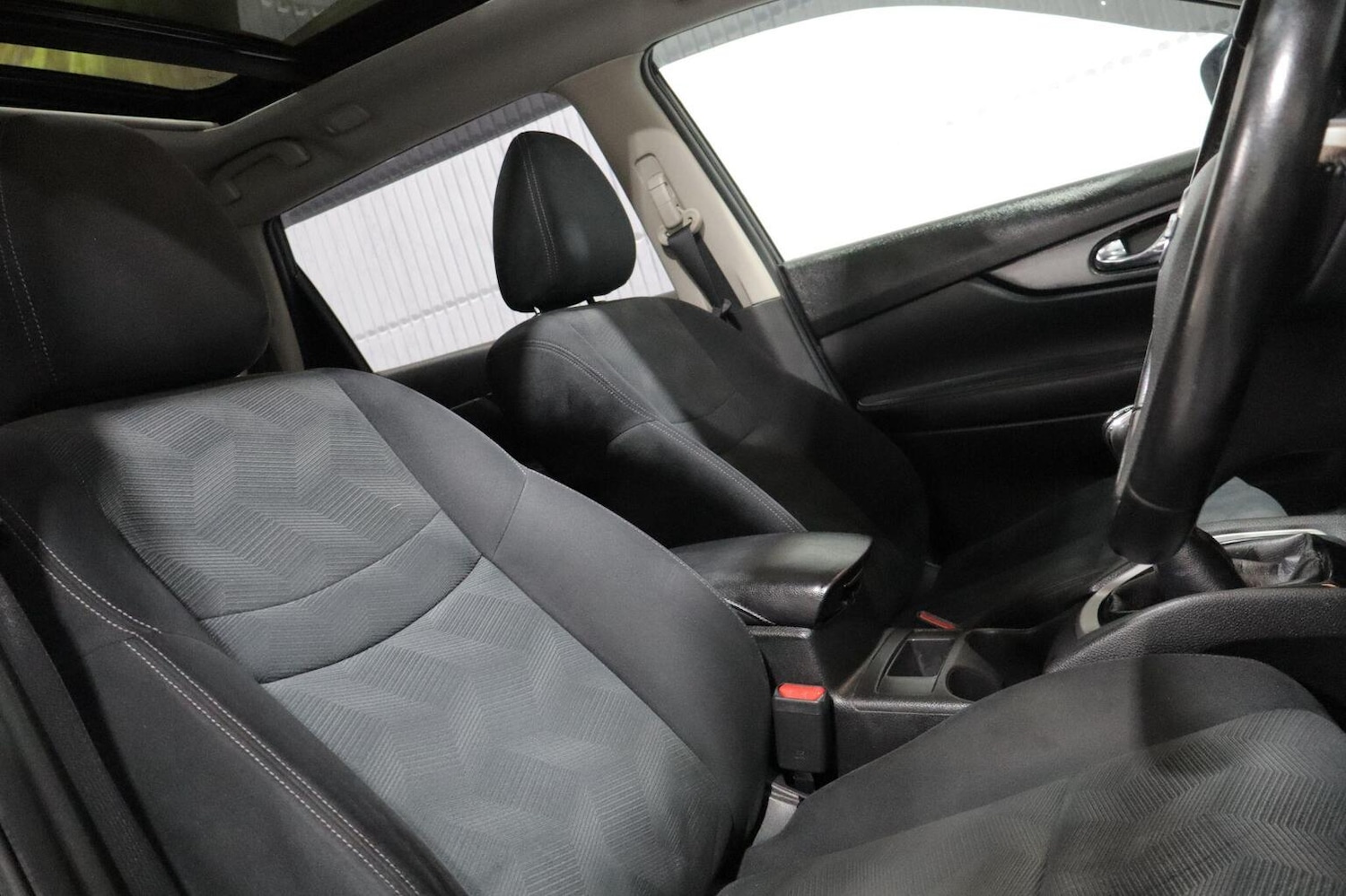 Used Nissan X-Trail 2016 for sale - 76510956: Photo 37